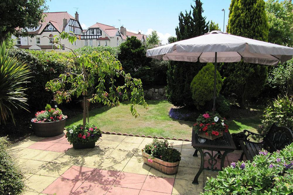 Brigstock House Hotel Llandudno Exterior photo